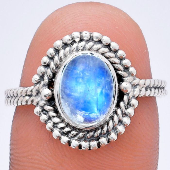 Rainbow Moonstone Ring size-8 EXR02841 R-1729, 7x9 mm