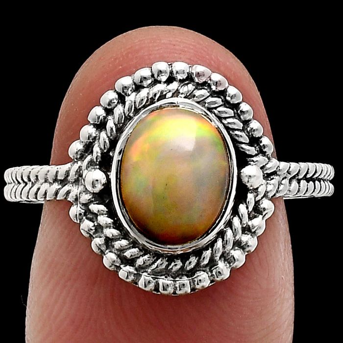 Ethiopian Opal Ring size-8.5 EXR02855 R-1729, 7x9 mm