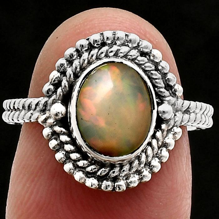 Ethiopian Opal Ring size-7 EXR02858 R-1729, 7x9 mm