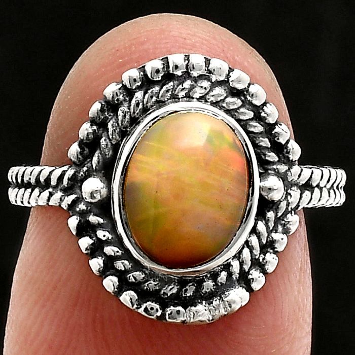 Ethiopian Opal Ring size-6 EXR02861 R-1729, 7x9 mm