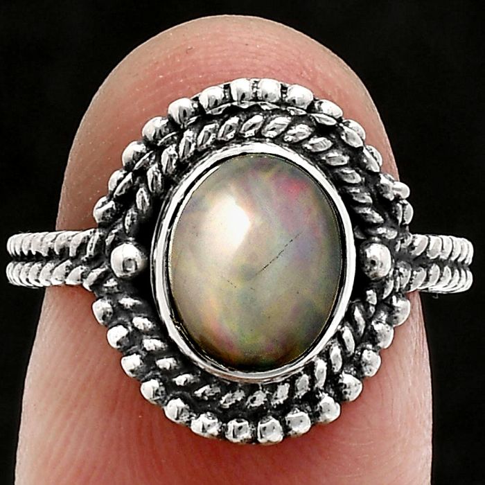 Ethiopian Opal Ring size-6 EXR02863 R-1729, 7x9 mm