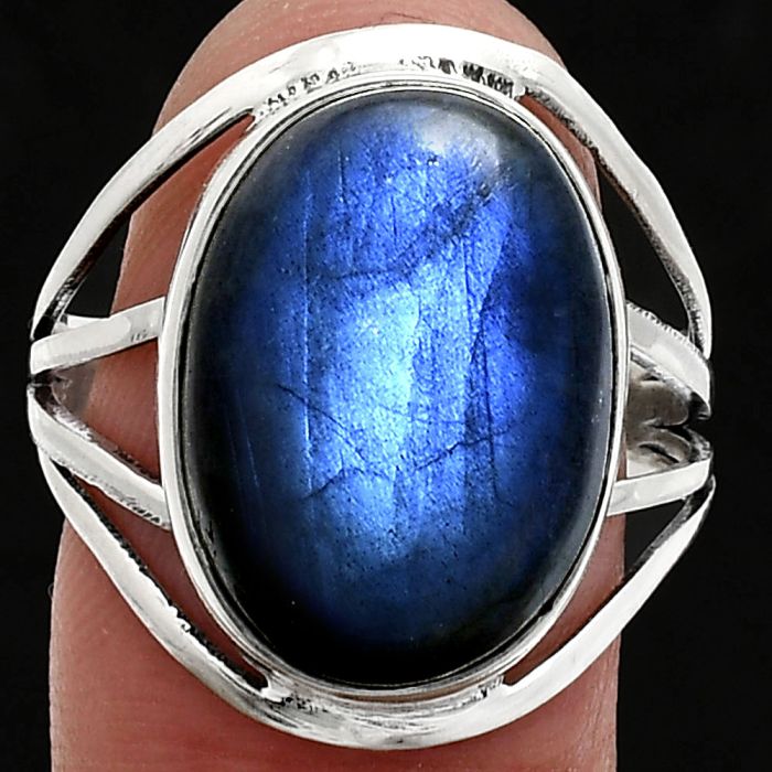 Blue Fire Labradorite Ring size-10 EXR03021 R-1219, 13x18 mm