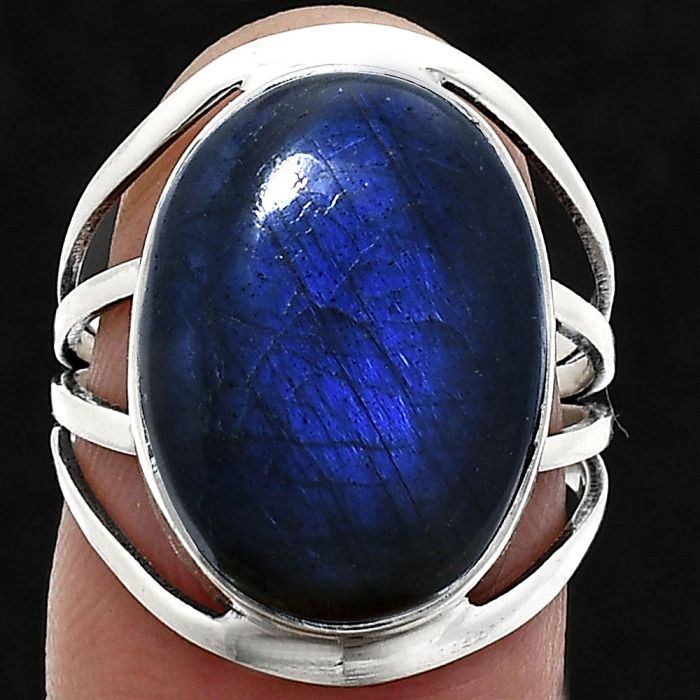 Blue Fire Labradorite Ring size-7 EXR03023 R-1219, 13x18 mm