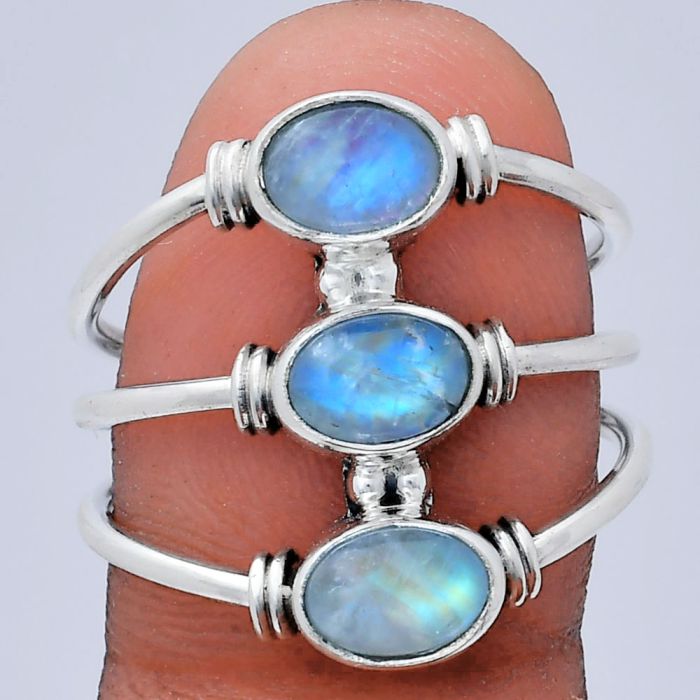 Rainbow Moonstone Ring size-9 EXR03323 R-1566, 7x5 mm