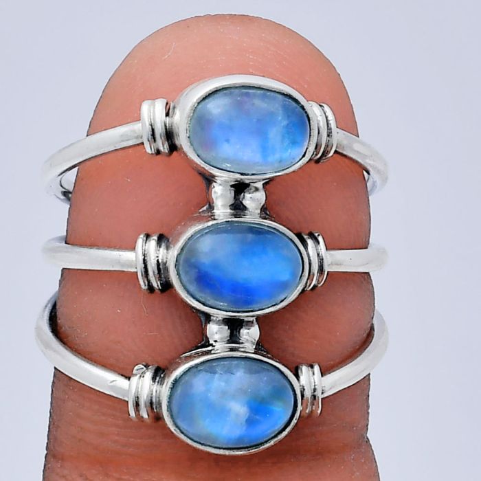 Rainbow Moonstone Ring size-7 EXR03330 R-1566, 7x5 mm