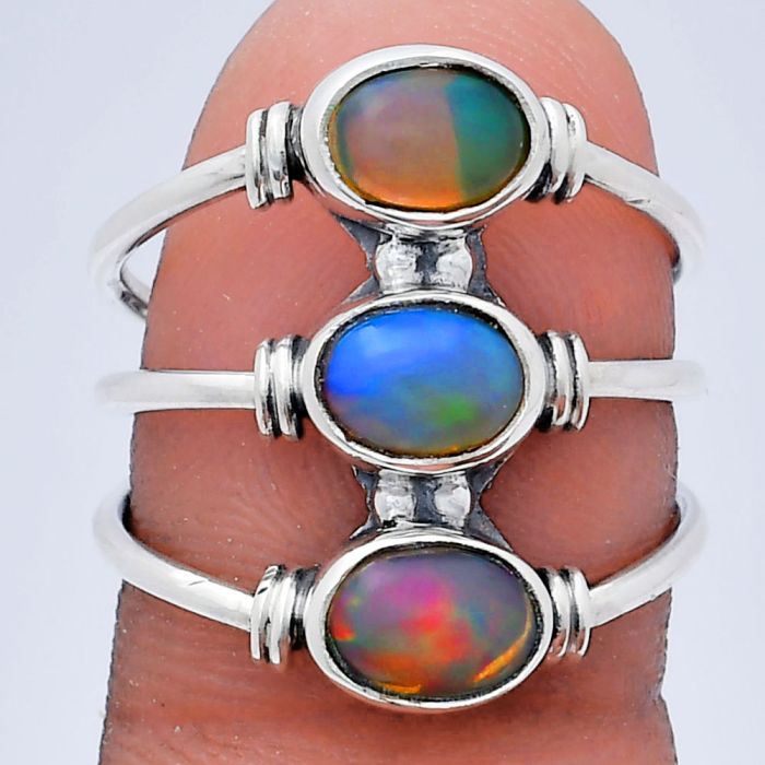 Ethiopian Opal Ring size-7 EXR03378 R-1566, 7x5 mm