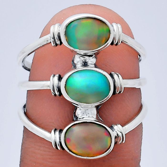 Ethiopian Opal Ring size-7 EXR03380 R-1566, 7x5 mm