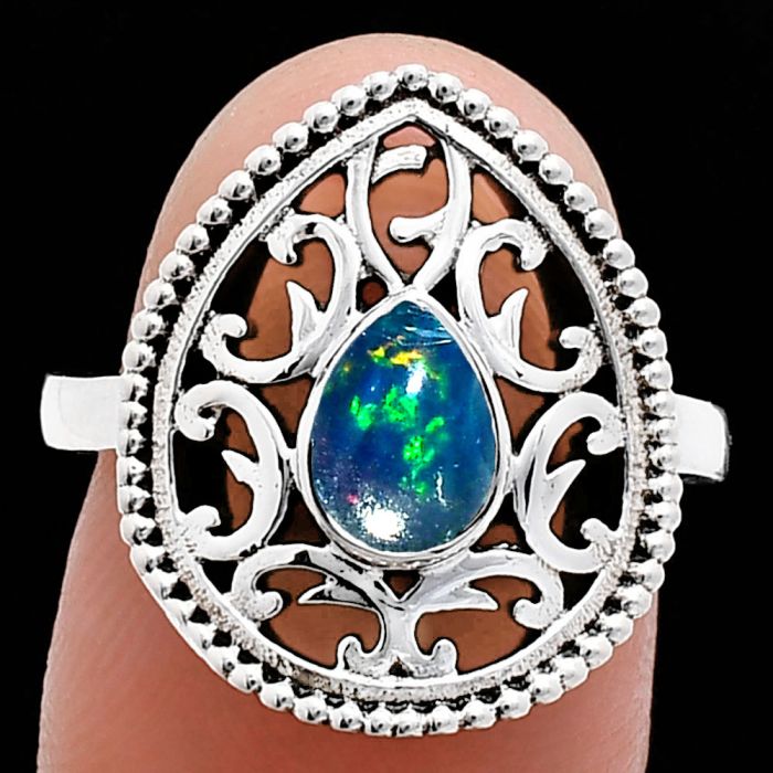 Ethiopian Opal Ring size-7 EXR03435 R-1038, 7x5 mm