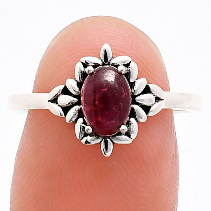 Ruby Glassfield Ring size-8 EXR03467 R-1721, 7x5 mm