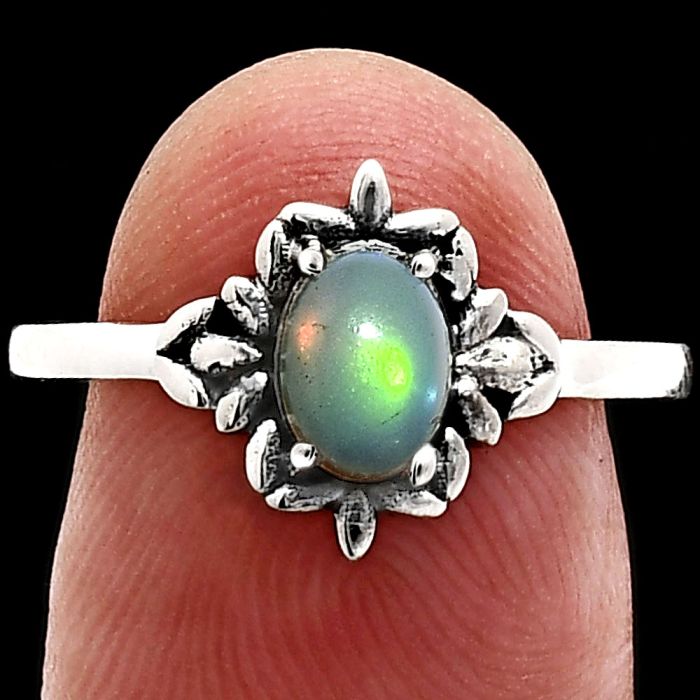 Ethiopian Opal Ring size-8 EXR03526 R-1721, 7x5 mm