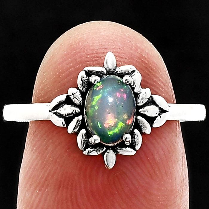 Ethiopian Opal Ring size-9 EXR03531 R-1721, 7x5 mm