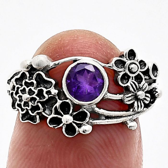 African Amethyst Ring size-7 EXR03545 R-1041, 5x5 mm