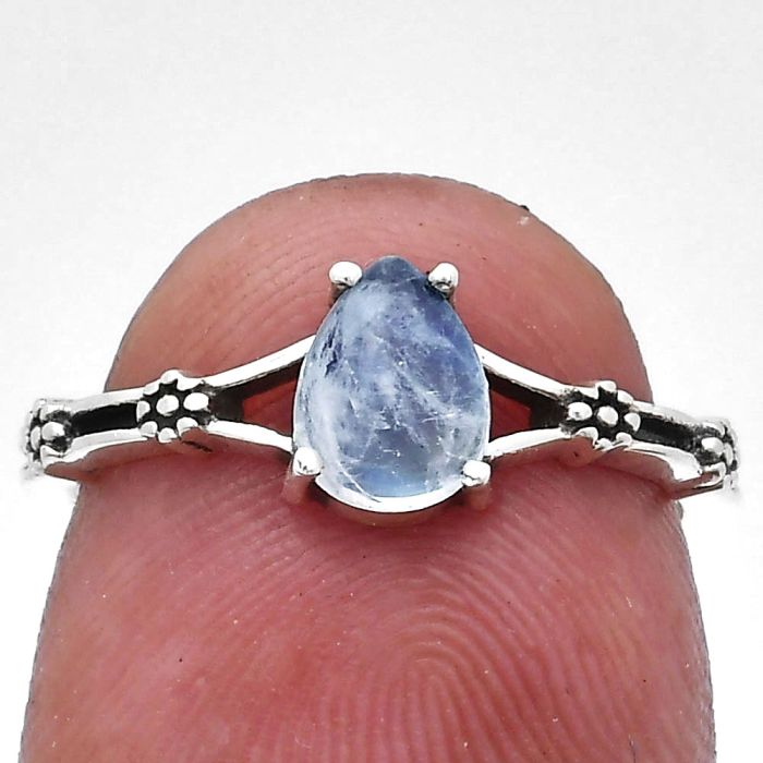 Rainbow Moonstone Ring size-6 EXR03628 R-1720, 7x5 mm