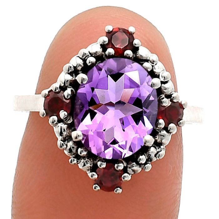 Amethyst and Garnet Ring size-7.5 EXR03901 R-1017, 8x10 mm