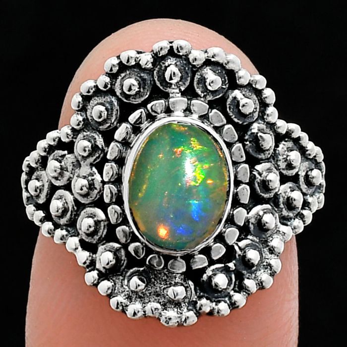 Ethiopian Opal Ring size-7 EXR04181 R-1124, 6x8 mm