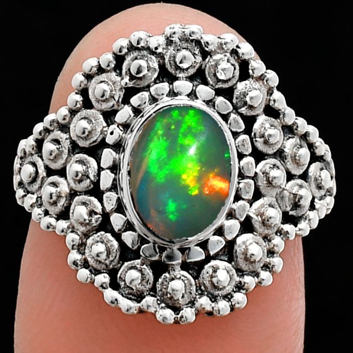 Ethiopian Opal Ring size-7.5 EXR04186 R-1124, 6x8 mm