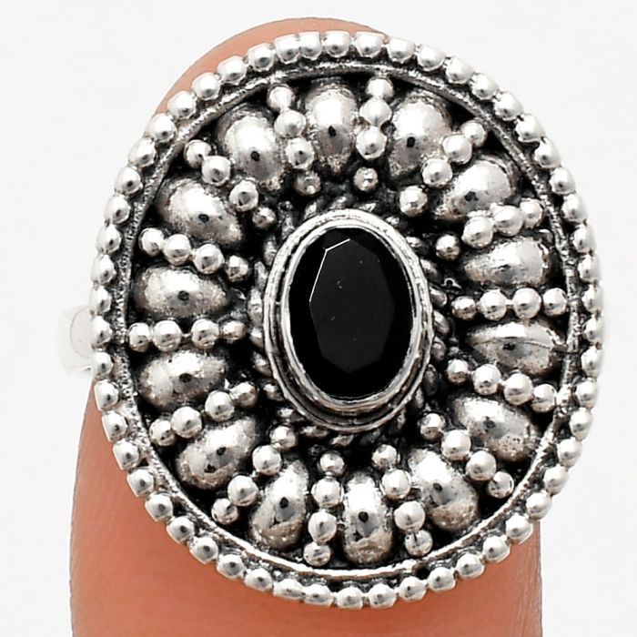 Black Onyx Ring size-8.5 EXR04203 R-1691, 6x4 mm