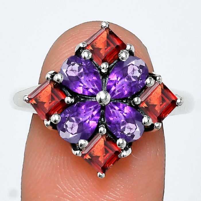 African Amethyst and Garnet Ring size-10 EXR04341 R-1021, 6x4 mm