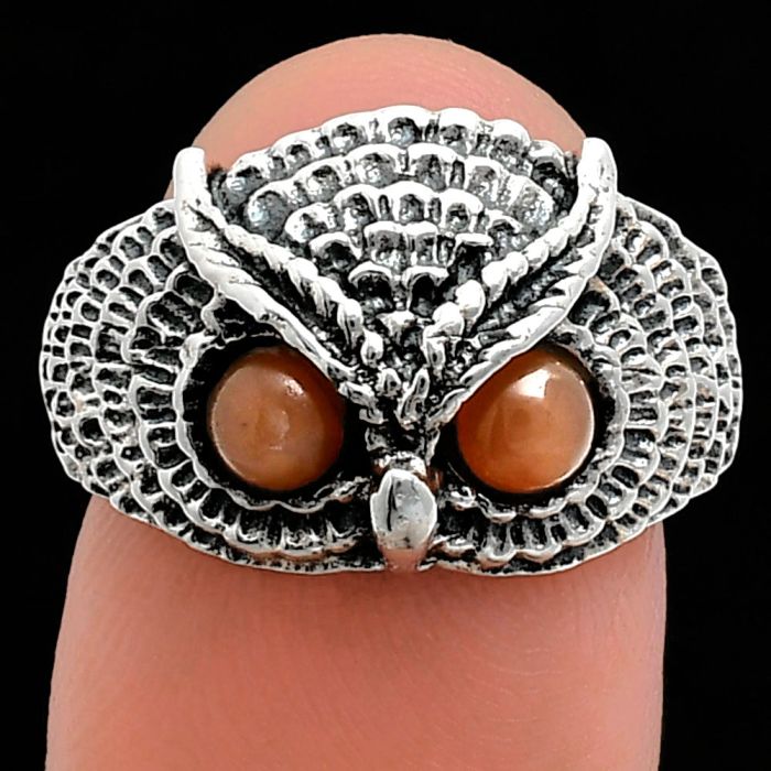 Owl - Peach Moonstone Ring size-7 EXR04405 R-1022, 4x4 mm