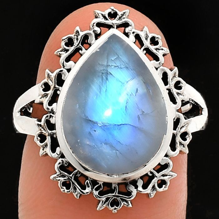 Rainbow Moonstone Ring size-7 EXR04582 R-1114, 11x15 mm