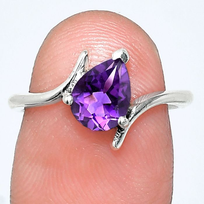 African Amethyst Ring size-6 EXR04599 R-1731, 6x8 mm