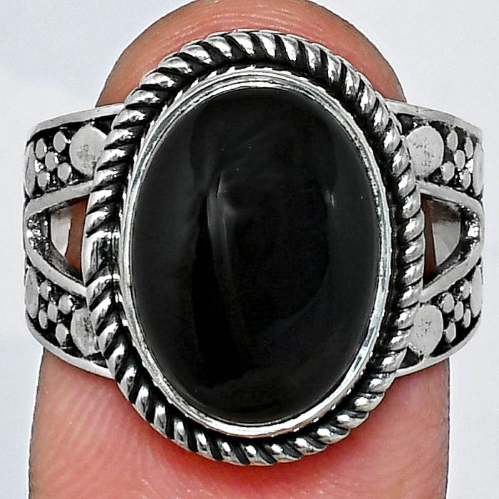 Black Onyx Ring size-9.5 EXR04900 R-1732, 10x14 mm