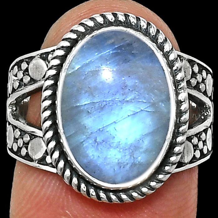 Rainbow Moonstone Ring size-7 EXR04915 R-1732, 10x14 mm