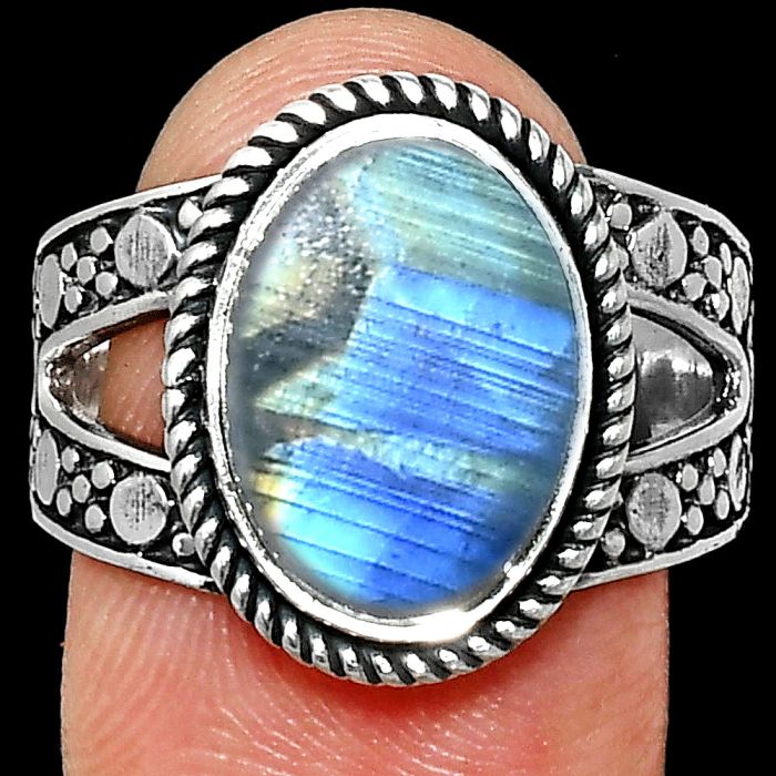 Rainbow Moonstone Ring size-9 EXR04917 R-1732, 10x14 mm