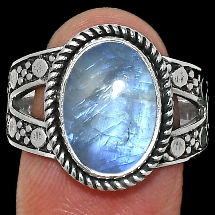 Rainbow Moonstone Ring size-10 EXR04919 R-1732, 10x14 mm