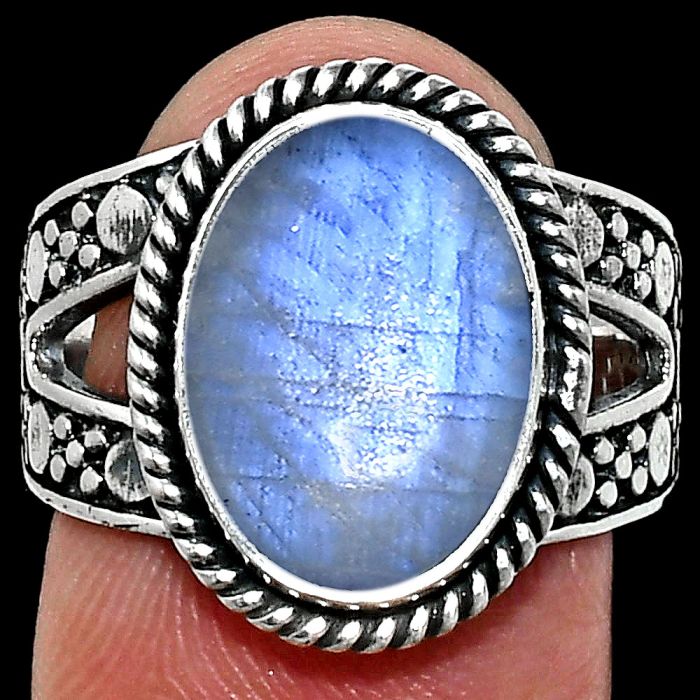 Rainbow Moonstone Ring size-8 EXR04946 R-1732, 10x14 mm