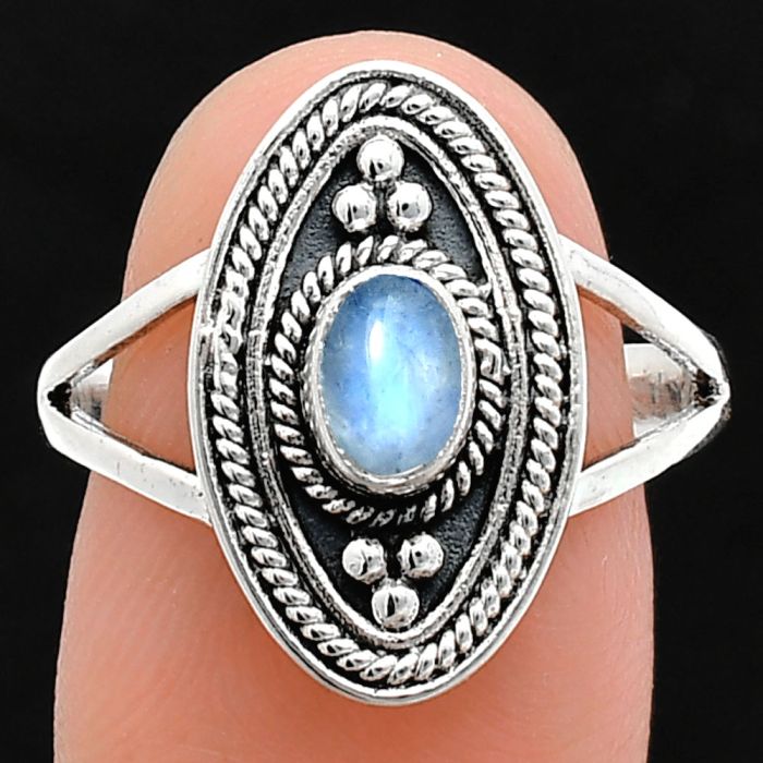 Rainbow Moonstone Ring size-8.5 EXR04972 R-1258, 6x4 mm