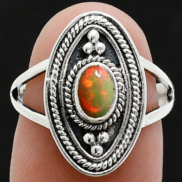 Ethiopian Opal Ring size-7 EXR05033 R-1258, 6x4 mm