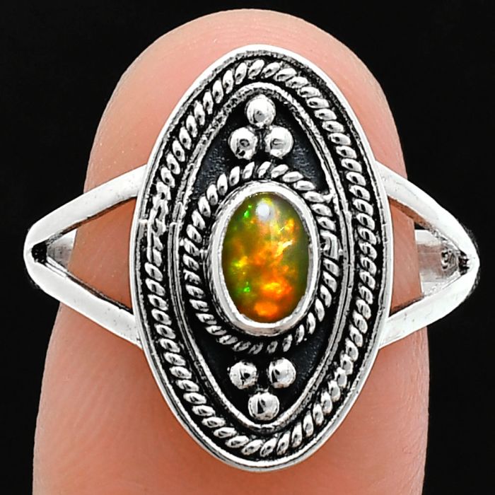 Ethiopian Opal Ring size-8.5 EXR05035 R-1258, 6x4 mm