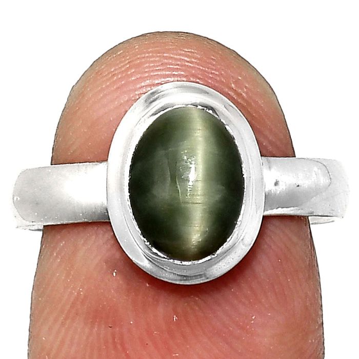 Genuine Cats Eye Ring size-7.5 EXR05102 R-1007, 7x9 mm