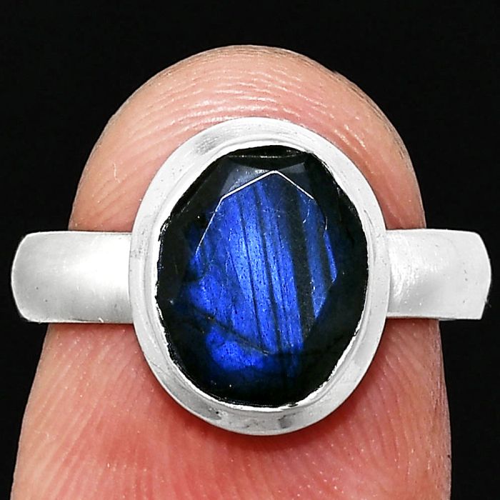 Faceted Blue Labradorite Ring size-6 EXR05155 R-1007, 8x10 mm