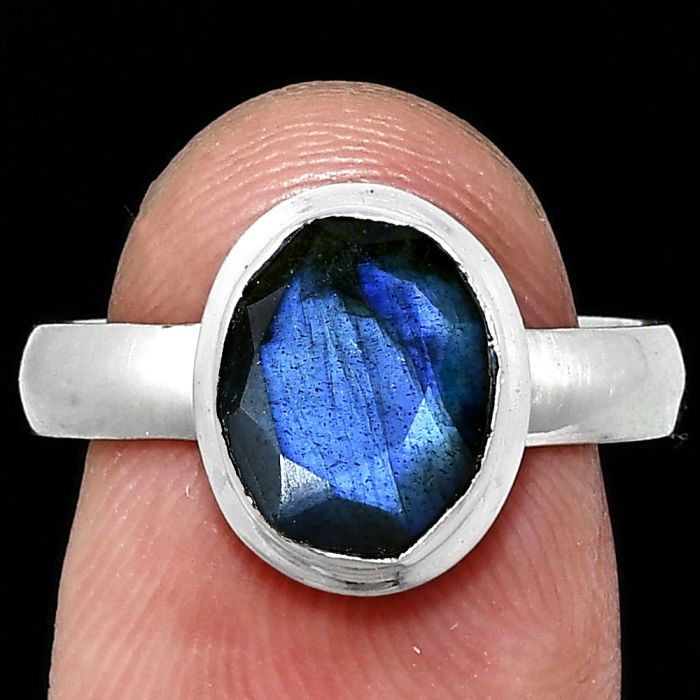 Faceted Blue Labradorite Ring size-8 EXR05158 R-1007, 8x10 mm