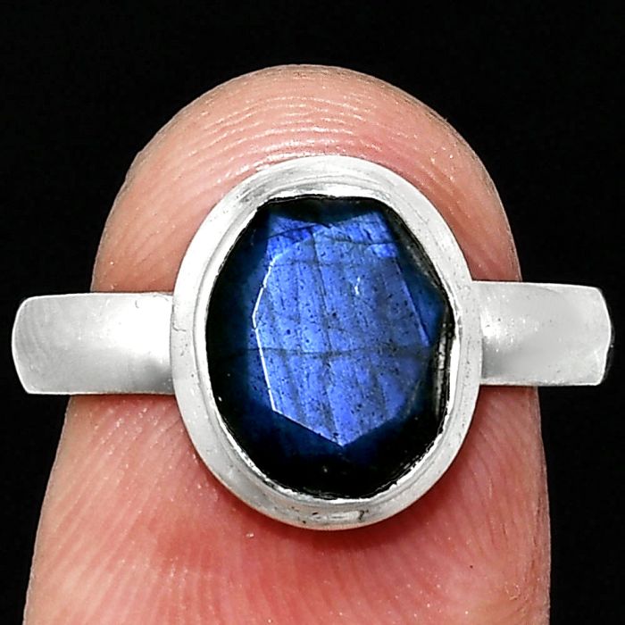 Faceted Blue Labradorite Ring size-7.5 EXR05165 R-1007, 8x10 mm