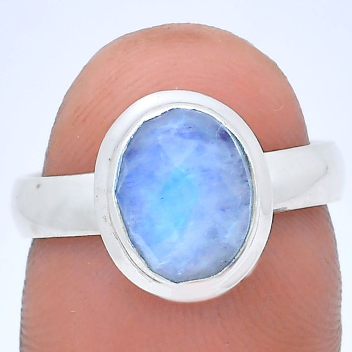 Rainbow Moonstone Checker Ring size-7 EXR05196 R-1007, 8x10 mm