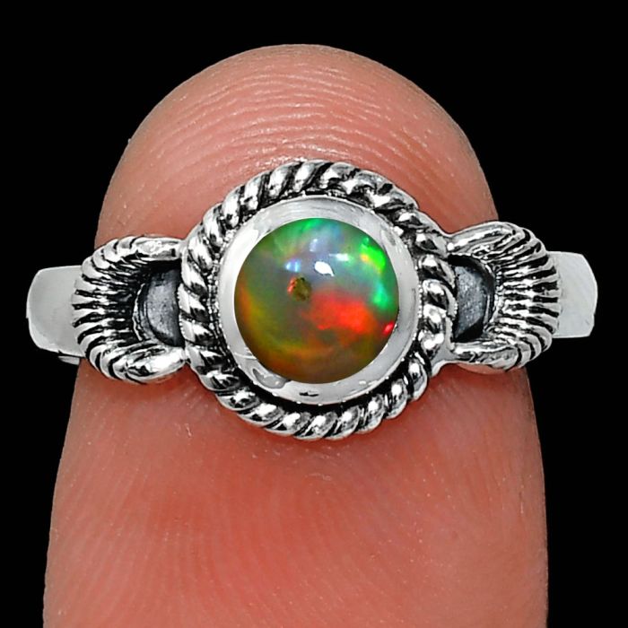 Ethiopian Opal Ring size-8 EXR05281 R-1733, 6x6 mm