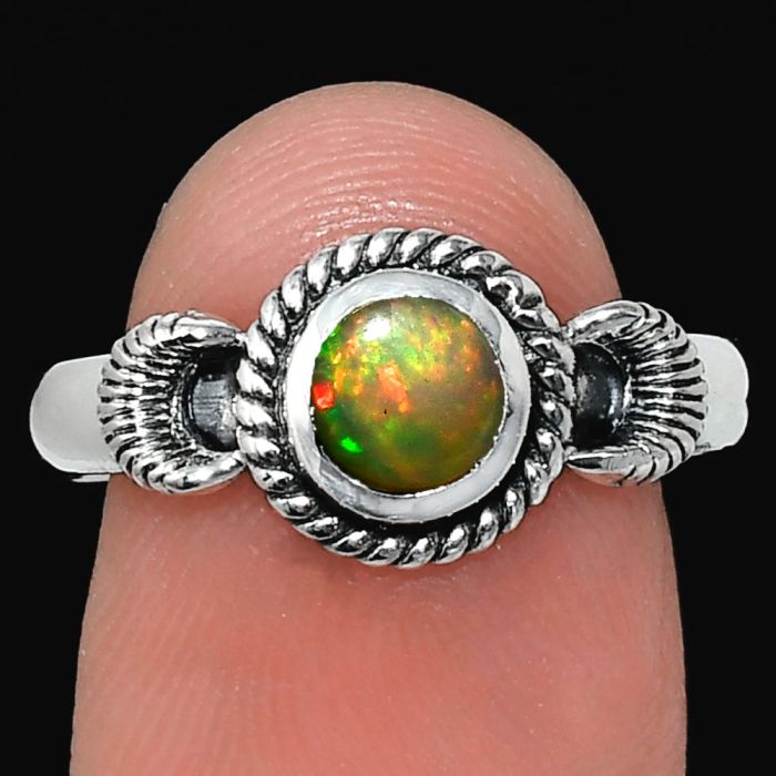 Ethiopian Opal Ring size-9 EXR05290 R-1733, 6x6 mm