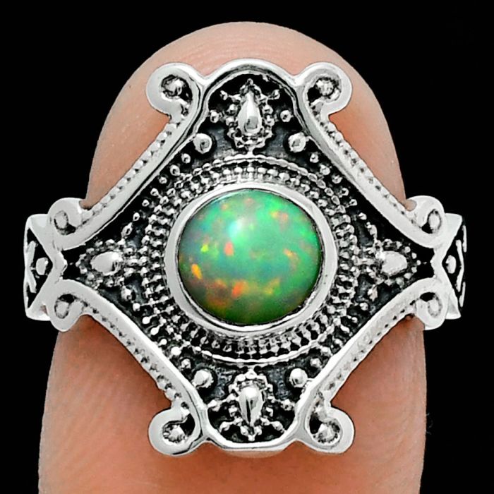 Ethiopian Opal Ring size-7 EXR05355 R-1734, 6x6 mm