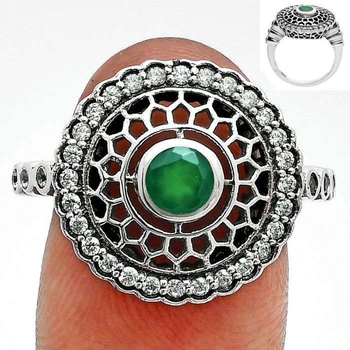 Green Onyx and White Zircon Ring size-8 EXR05493 R-1735, 4x4 mm