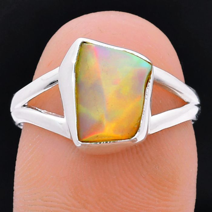 Ethiopian Opal Rough Ring size-7 EXR05964 R-1002, 7x10 mm