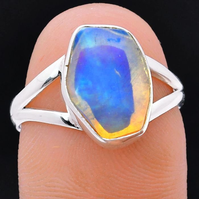 Ethiopian Opal Rough Ring size-7 EXR05976 R-1002, 9x13 mm