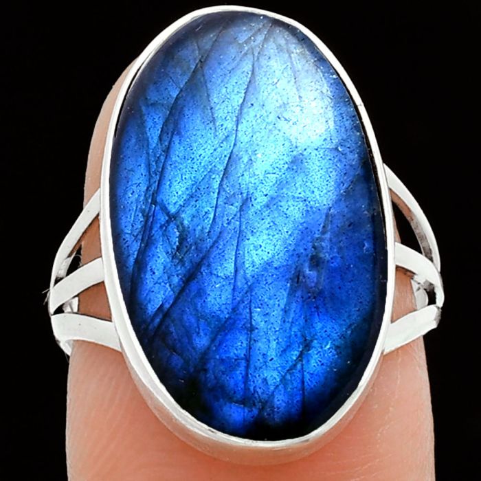 Blue Fire Labradorite Ring size-7 EXR06065 R-1003, 13x20 mm