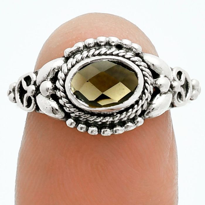 Smoky Quartz Checker Ring size-6.5 EXR06136 R-1286, 7x5 mm