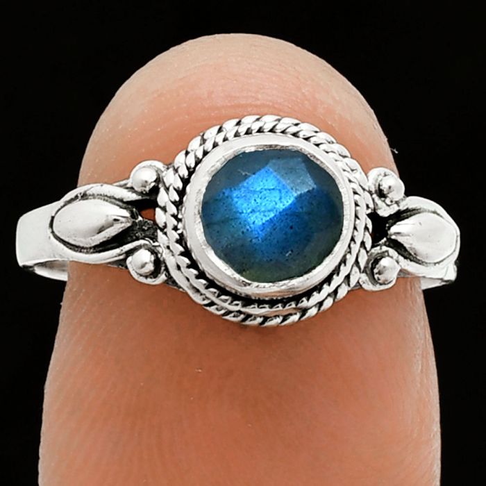 Blue Labradorite Checker Ring size-7.5 EXR06149 R-1345, 6x6 mm