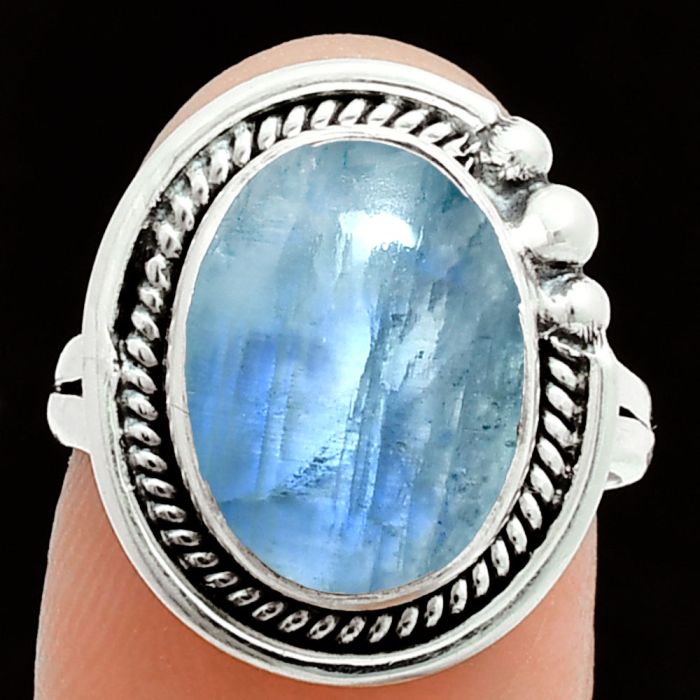 Rainbow Moonstone Ring size-6.5 EXR06160 R-1148, 10x14 mm