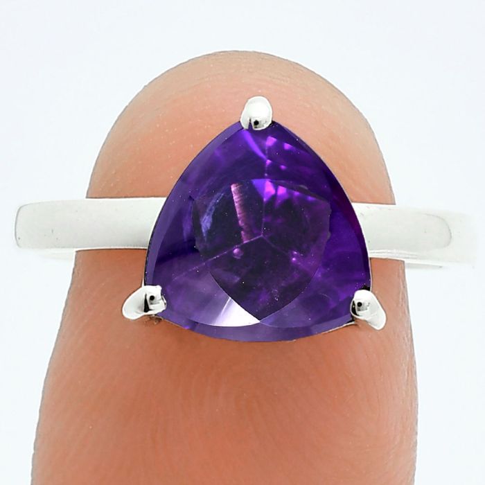 African Amethyst Ring size-9 EXR06225 R-1019, 10x10 mm