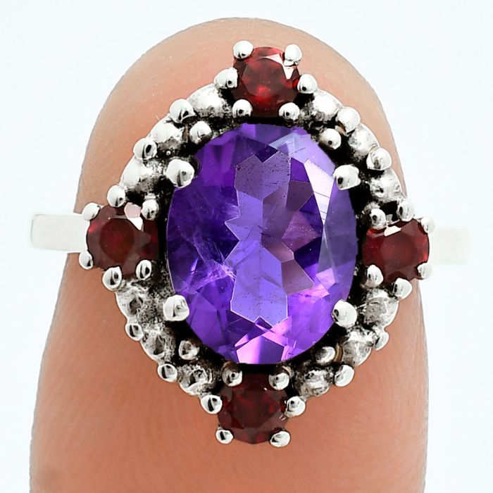 African Amethyst and Garnet Ring size-7 EXR06226 R-1017, 9x11 mm